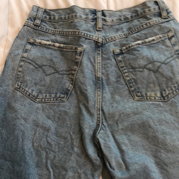 Capris - Jean Capris - Picture 5 of 6